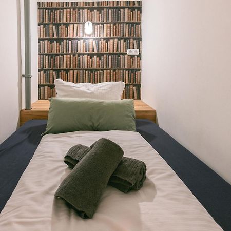 Blue Chili 30 - Industrial Chic Im Coolen Wedding - Bis 7 Personen Apartment เบอร์ลิน ภายนอก รูปภาพ